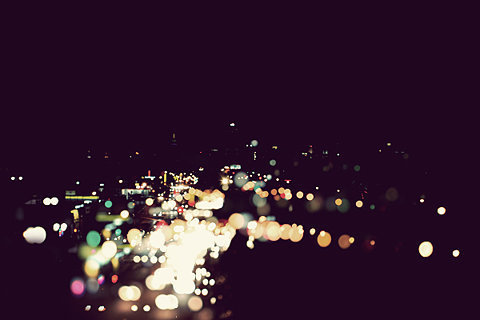 大城市的车水马龙夜景图片(3)