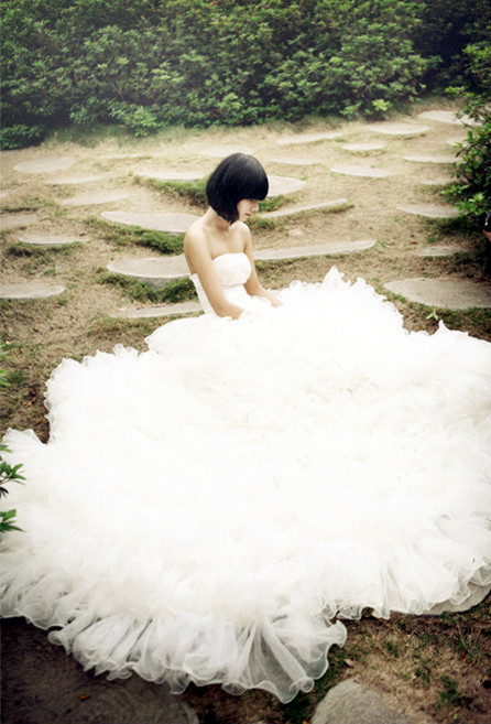 美女穿透明婚纱图片	(4)
