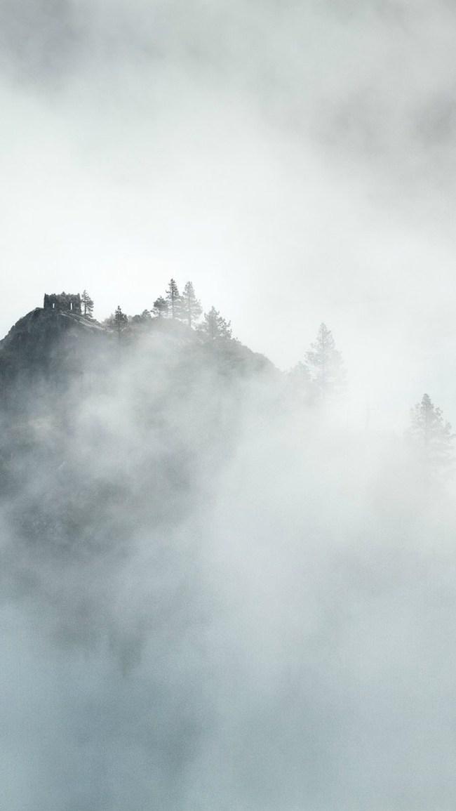 雾气环绕的唯美意境风景图片(4)