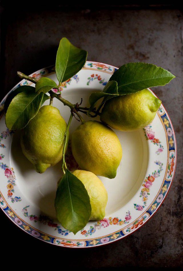 营养丰富的柠檬水果唯美图片(4)