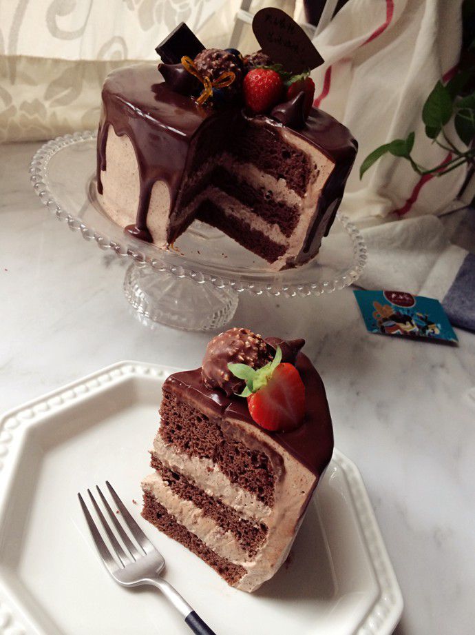 诱人的巧克力蛋糕唯美甜品图片(7)