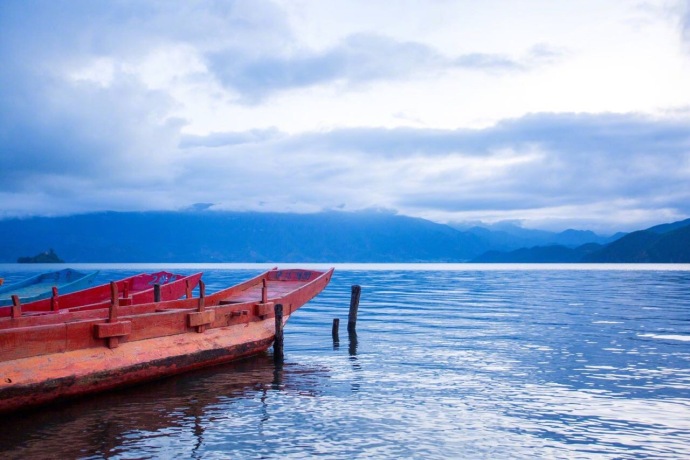 情人的眼泪，美丽的泸沽湖高清图片