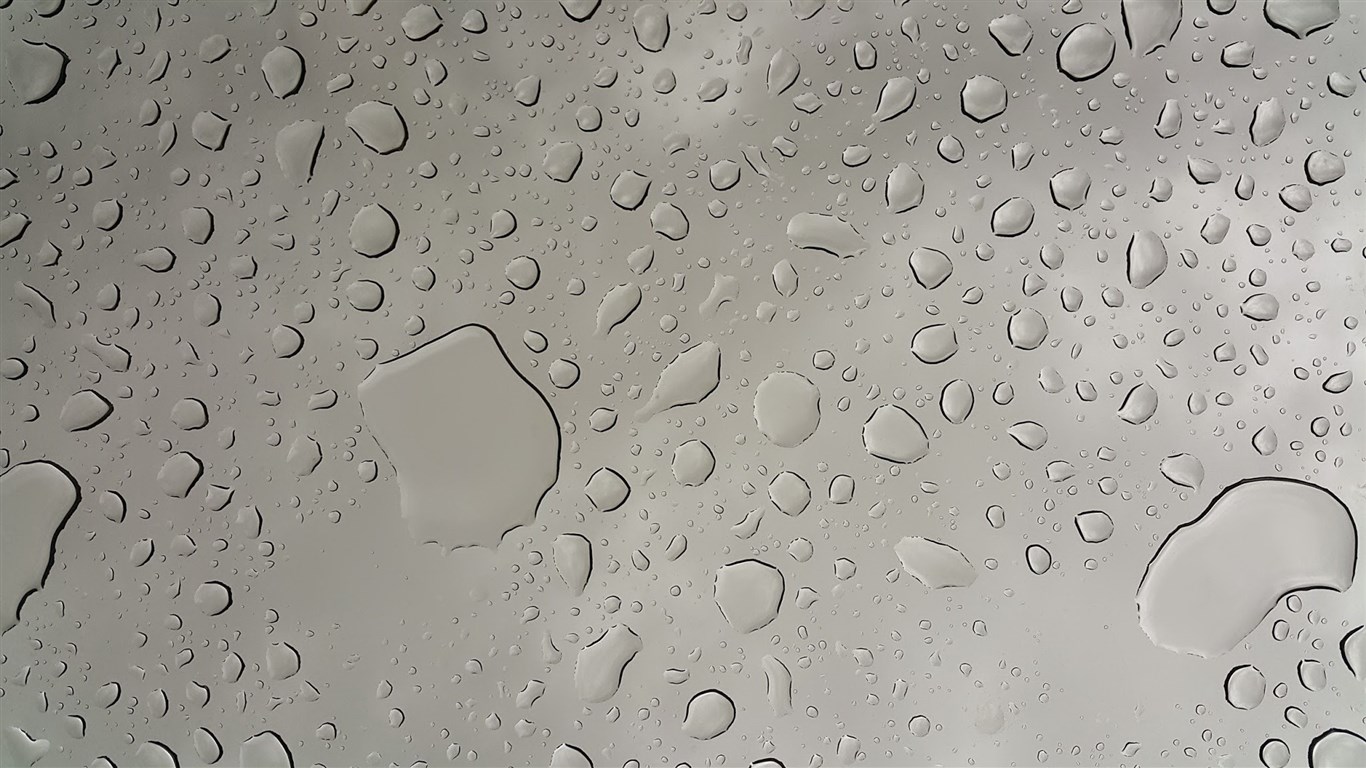 窗外下雨图片唯美图片 我喜欢下雨的声音(4)
