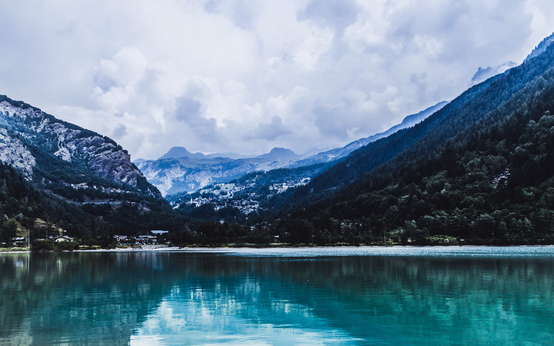 最好看的山水风景图片 精选唯美湖泊自然风景图片