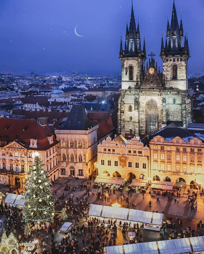 城市雪景图片 布拉格的雪夜图片(5)
