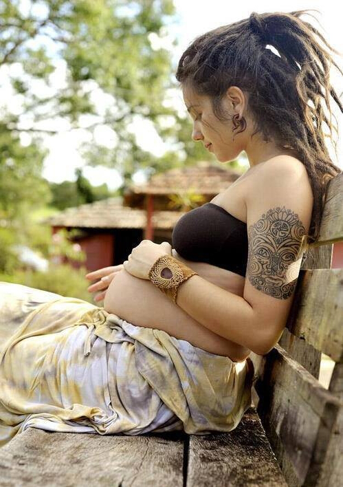 欧美孕妇时尚纹身图片