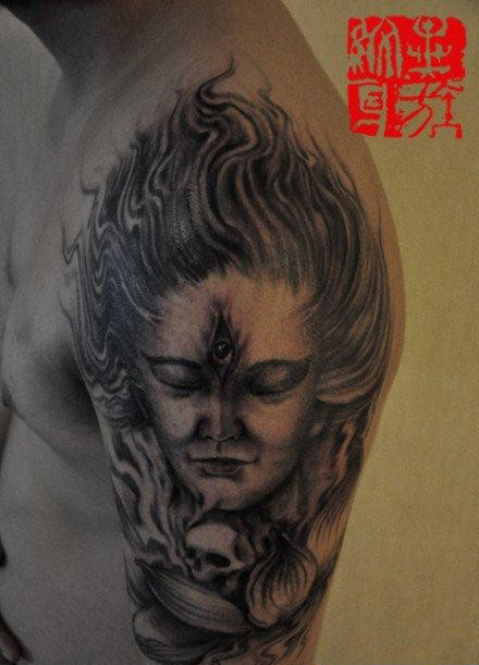2016纹身图腾流行的二郎神纹身图片欣赏