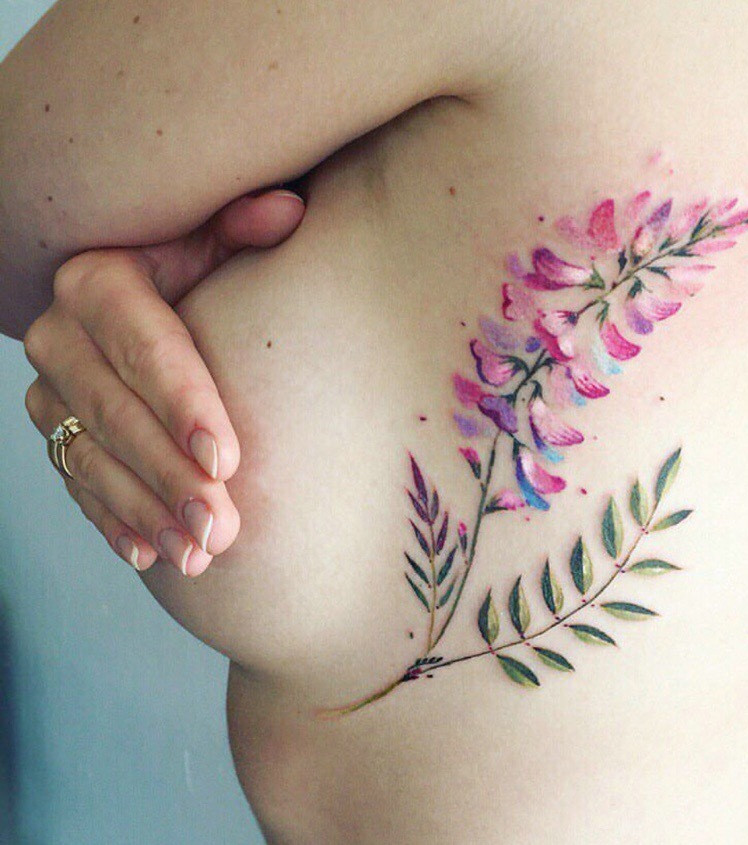 一组唯美又性感的时尚花朵纹身图案