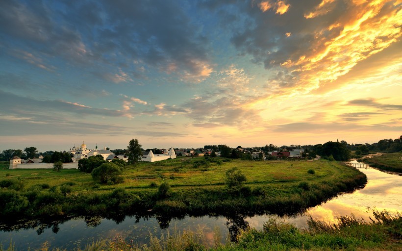 太阳岛上的俄罗斯小镇苏兹达尔风景图片