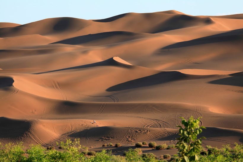 新疆库木塔格沙漠风景图片欣赏