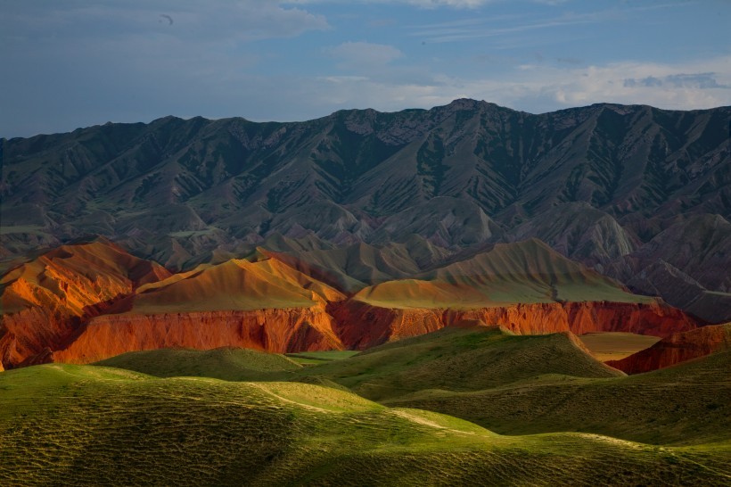 新疆努尔加大峡谷风景图片大全