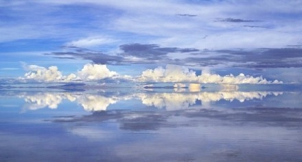 玻利维亚乌尤尼盐湖，此生必去。