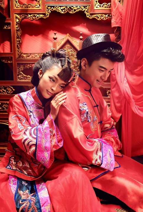 中式婚纱图片唯美摄影素材