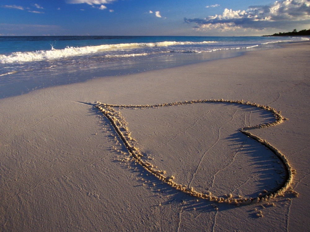 爱情高清壁纸之海边的爱