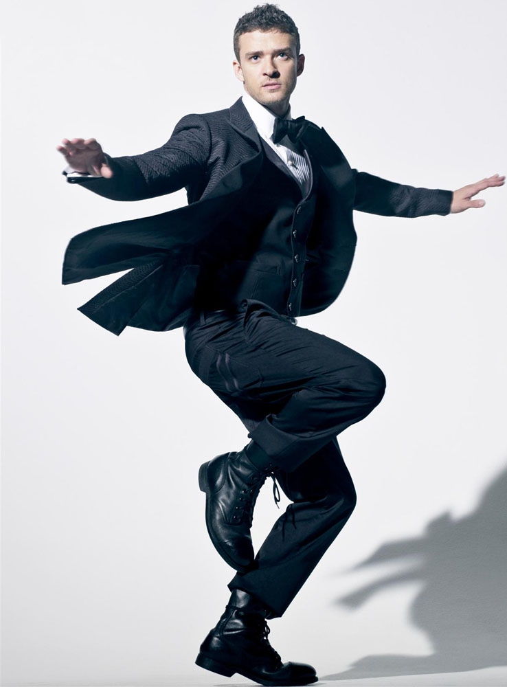 贾斯汀·汀布莱克西装写真 跳跃随意拍摄