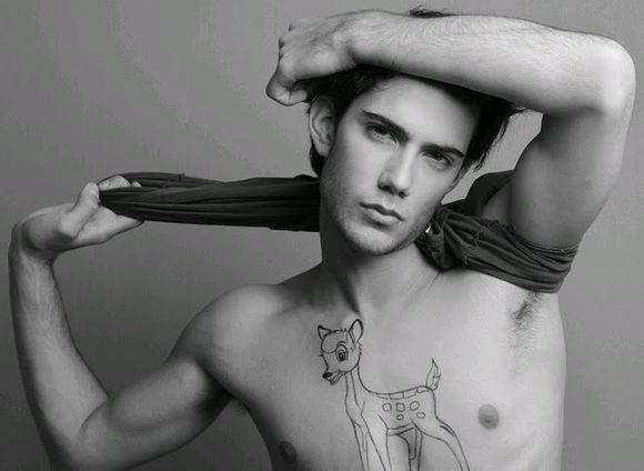 欧美男模Guillaume Varki黑白帅气写真