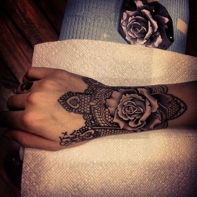 唯美3D花朵性感美女手腕纹身图案