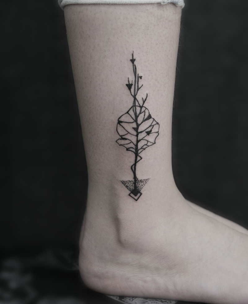 裸脚一颗小树枝纹身刺青优雅个性