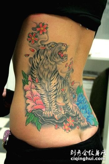 腰部上山虎牡丹花纹身图案