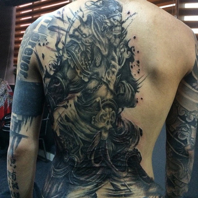 西行战神，满背斗战胜佛个性纹身