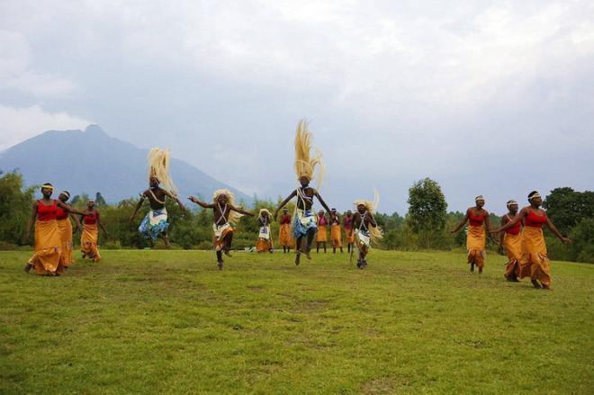 热情奔放的非洲原生态舞蹈图片(4)