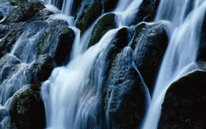 九寨沟瀑布群风景图片 唯美的景象