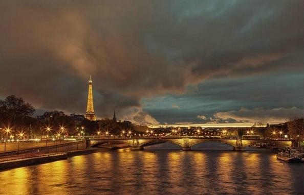 法国巴黎城市街道唯美夜景图片(3)