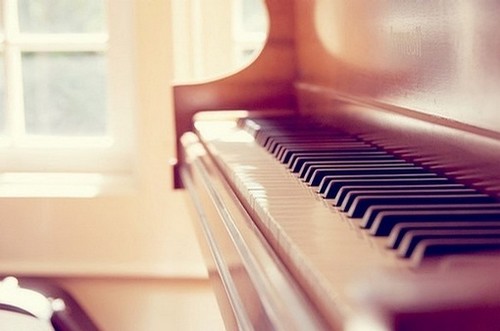 弹钢琴图片大全唯美(6)