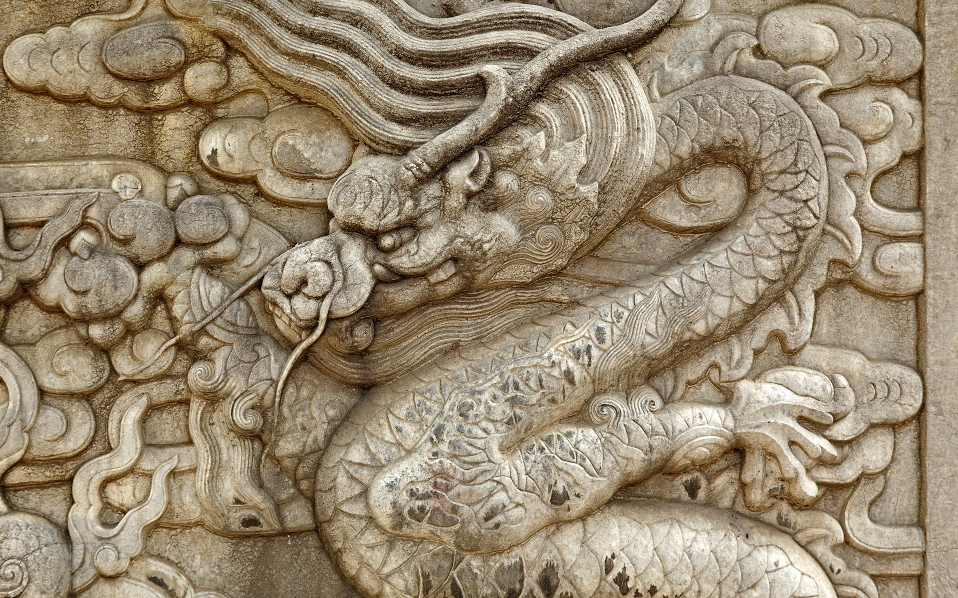 霸气的中国龙图案雕刻图片