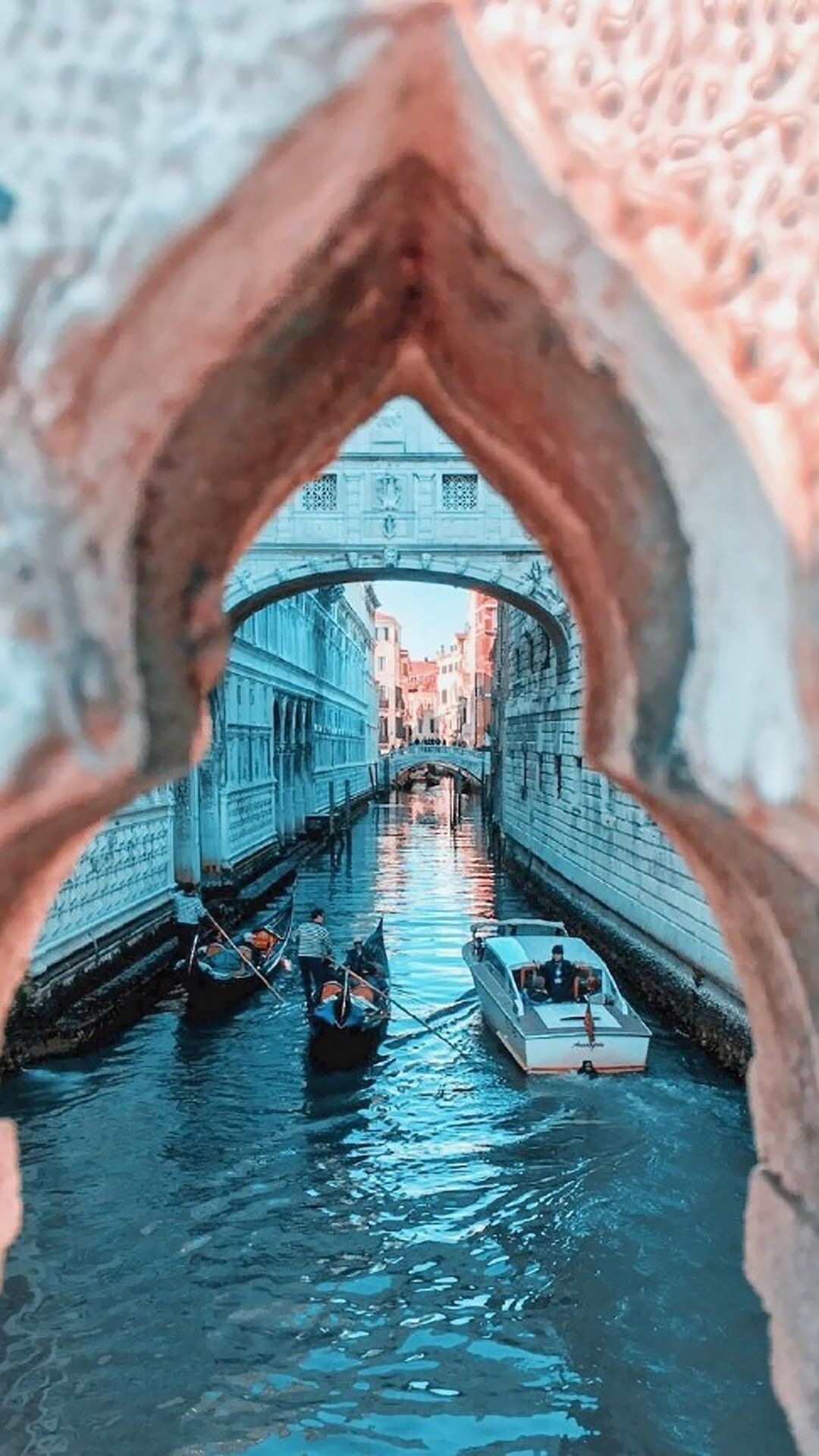 水上威尼斯壁纸 威尼斯的风情总离不开水