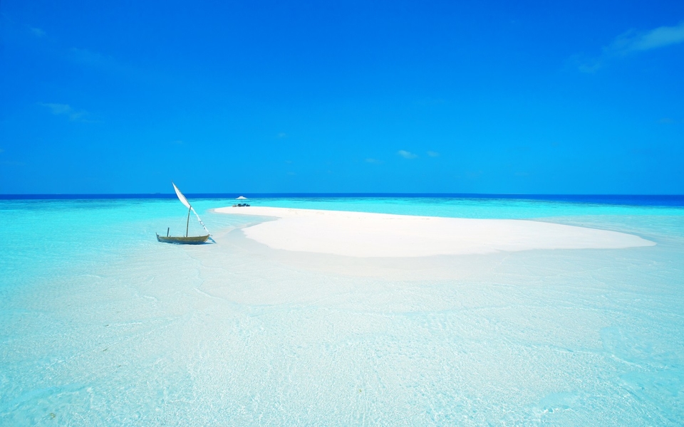 马尔代夫海边风景桌面壁纸高清