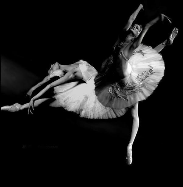 女生舞蹈唯美意境图片(5)