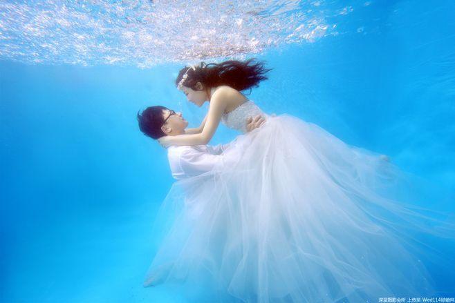 唯美水下婚纱摄影图片 爱上海水的静谧(3)