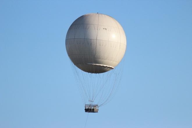 飘荡在高空中的热气球图片(5)