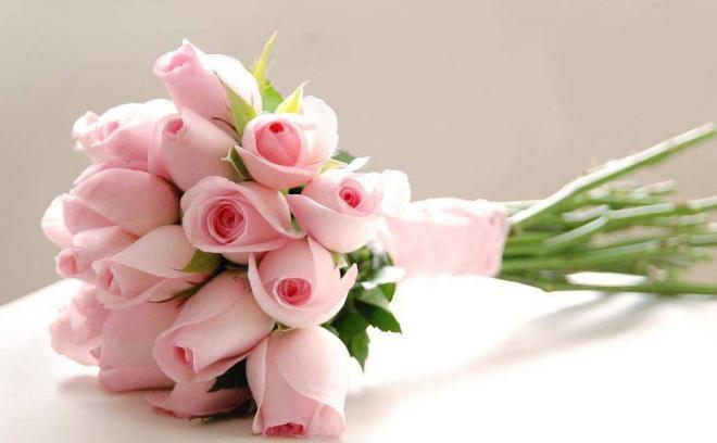 一束玫瑰花的图片，世上最牢固的感情不是我爱你，而是我习惯了有你