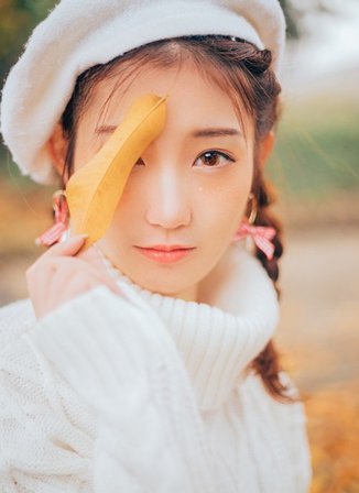 韩国爆乳美女模特李妍静透视黑裙大胆人体艺术写真(4)